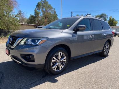 Used 2018 Nissan Pathfinder SV