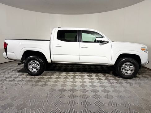 Used 2023 Toyota Tacoma SR w/ SR Convenience Package RWD image 7