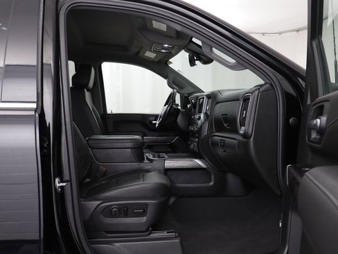 Used 2020 Chevrolet Silverado 3500 LTZ w/ LTZ Plus Package image 21