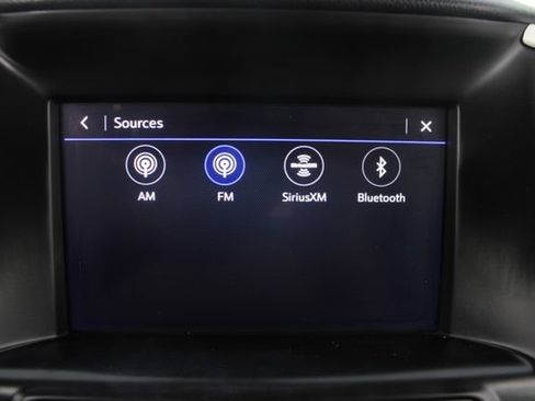 Used 2023 GMC Terrain SLE w/ Driver Convenience Package image 5