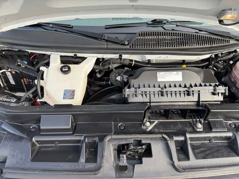 Used 2022 Chevrolet Express 2500 w/ Driver Convenience Package image 25
