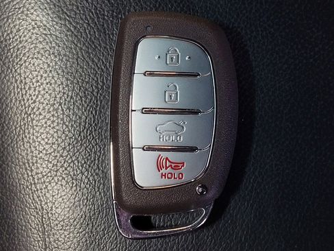 Used 2018 Hyundai Sonata Sport FWD image 32