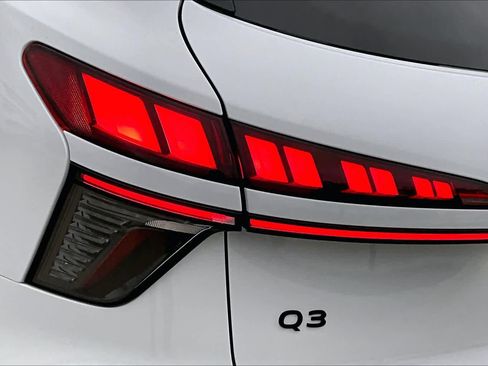 New 2026 Audi Q3 quattro 2.0T AWD/4WD image 14