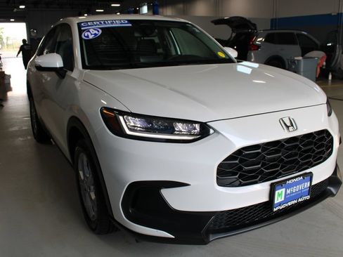 Used 2024 Honda HR-V LX image 3
