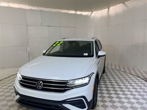 Used 2022 Volkswagen Tiguan SE FWD image 20
