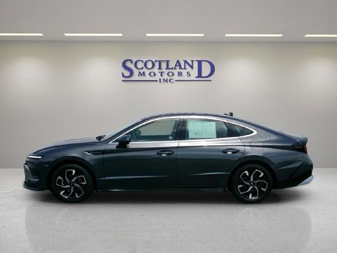 Used 2025 Hyundai Sonata SEL FWD image 1