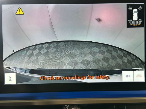 Certified 2025 Toyota Tacoma TRD Off-Road w/ TRD Off Road Upgrade Package image 25