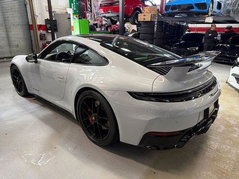 Used 2026 Porsche 911 GTS image 9