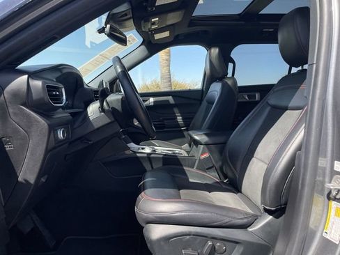 Used 2022 Ford Explorer ST-Line RWD image 19