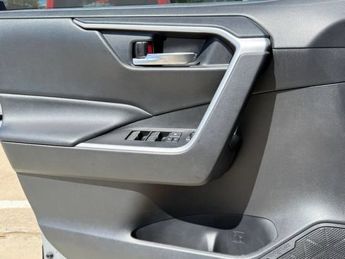 Used 2022 Toyota RAV4 XLE Premium FWD image 24