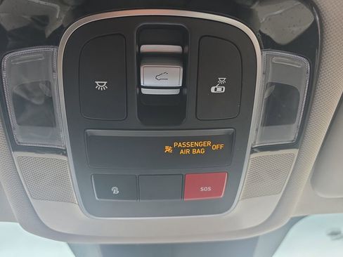 Used 2022 Hyundai Tucson Limited AWD/4WD image 24