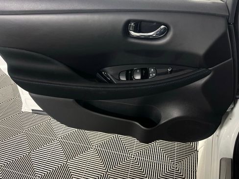 Used 2025 Nissan Leaf SV Plus image 23