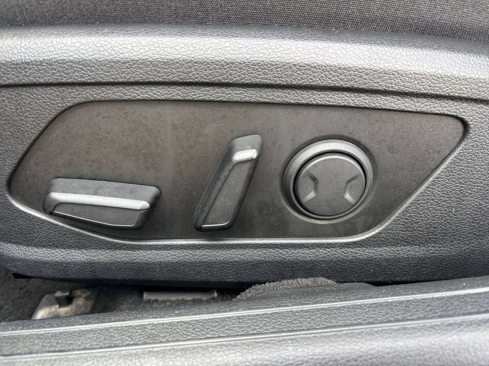Used 2025 Hyundai Sonata SEL FWD image 21