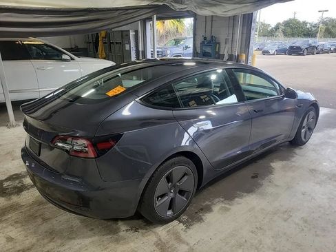 Used 2023 Tesla Model 3 Standard Range image 4