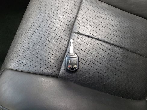 Used 2013 Ford F150 Platinum AWD/4WD image 32