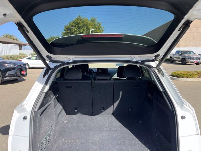Used 2021 Audi Q5 2.0T Premium w/ Convenience Package AWD/4WD image 9