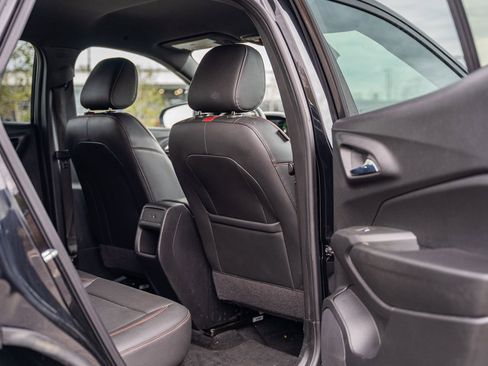 Used 2024 Chevrolet Trax RS w/ Driver Confidence Package image 15