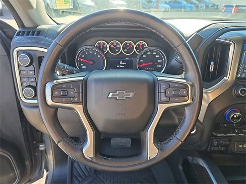 Used 2021 Chevrolet Silverado 1500 LT Trail Boss w/ Bed Protection Package image 18