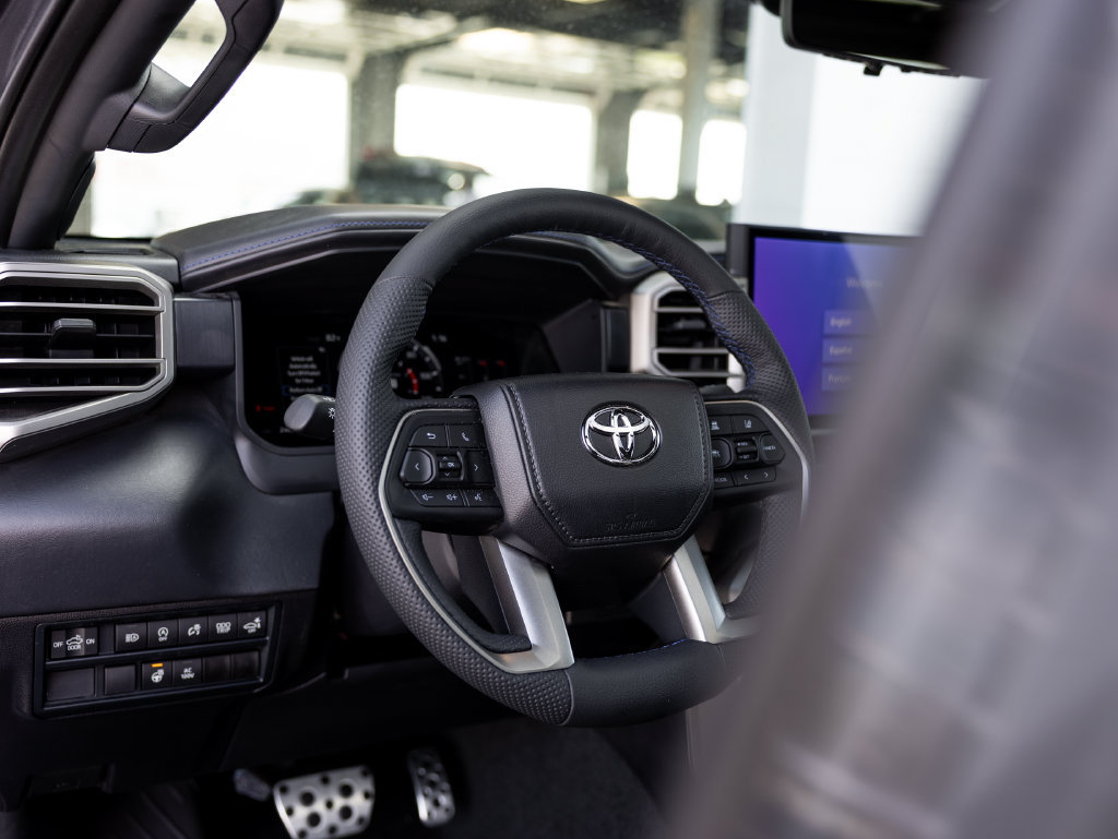 Used 2026 Toyota Tundra Platinum w/ TRD Off-Road Package AWD/4WD image 14