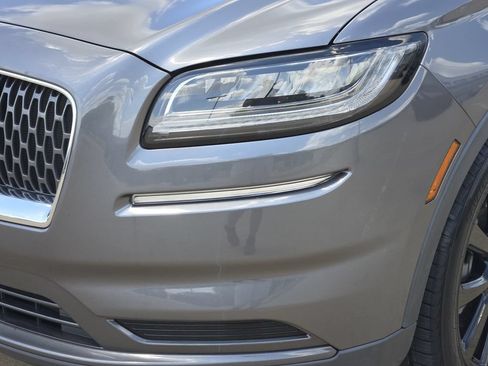 Used 2022 Lincoln Nautilus Reserve w/ Monochromatic Package FWD image 10