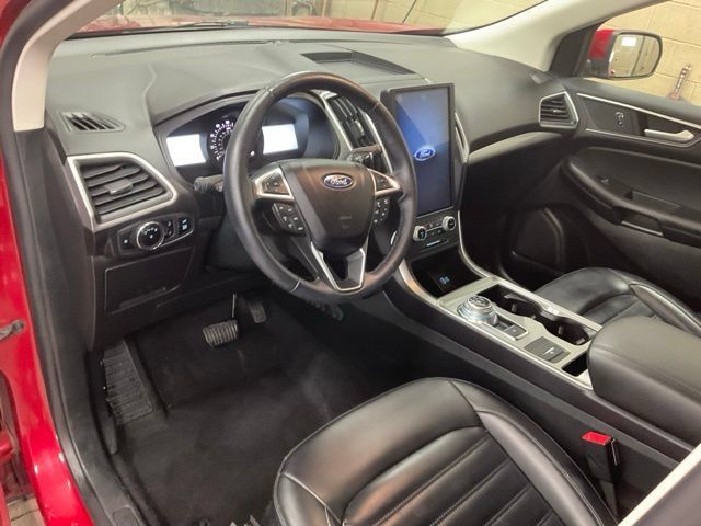 Used 2023 Ford Edge SEL w/ Convenience Package AWD/4WD image 6