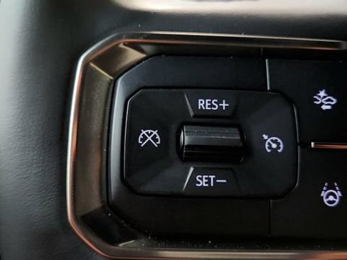 Used 2025 GMC Hummer EV 2X AWD/4WD image 62
