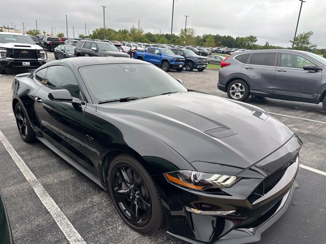 Used 2022 Ford Mustang GT Premium w/ Equipment Group 401A RWD image 5