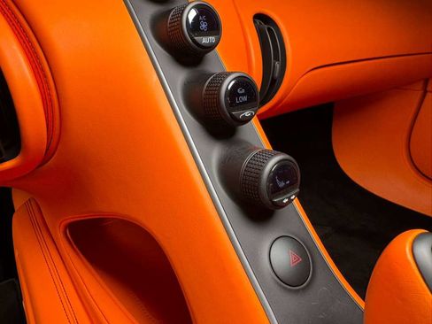 Used 2022 Bugatti Chiron Pur Sport image 21