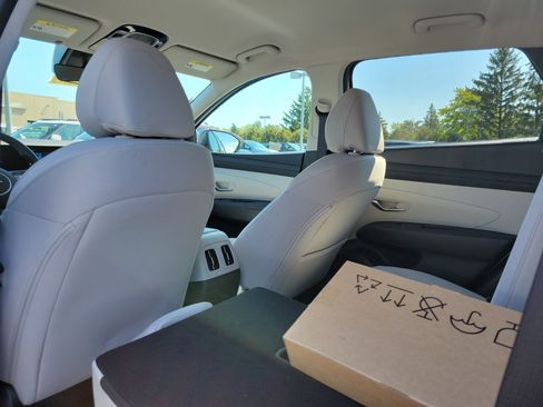 New 2026 Hyundai Tucson SEL image 14