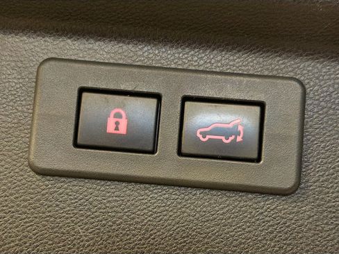 Used 2019 Subaru Forester Touring AWD/4WD image 31