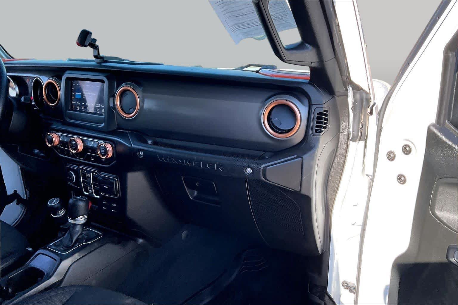 Used 2022 Jeep Wrangler Unlimited Sport AWD/4WD image 17
