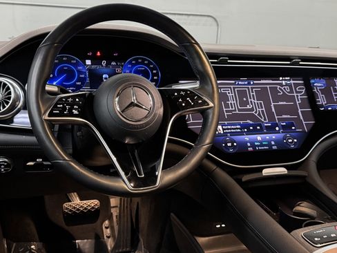 Certified 2023 Mercedes-Benz EQS 580 580 image 37