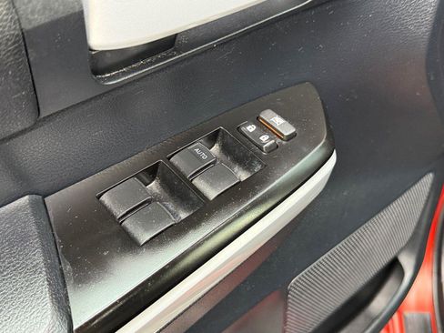 Used 2018 Toyota Tundra SR5 AWD/4WD image 18