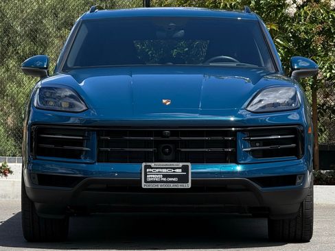 Used 2026 Porsche Cayenne AWD/4WD image 10