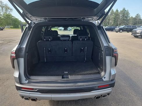 Used 2026 Chevrolet Traverse LT AWD/4WD image 20