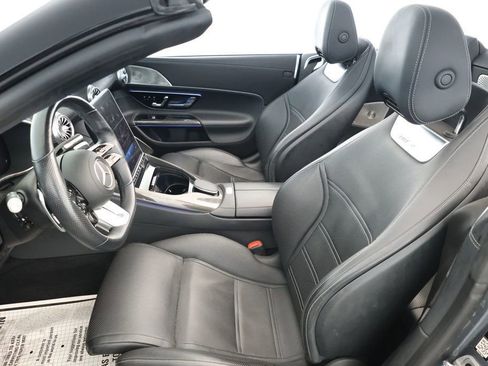 Used 2022 Mercedes-Benz SL 55 AMG 4MATIC image 19