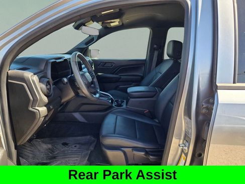 Used 2024 Chevrolet Colorado Trail Boss w/ Advanced Trailering Package image 9