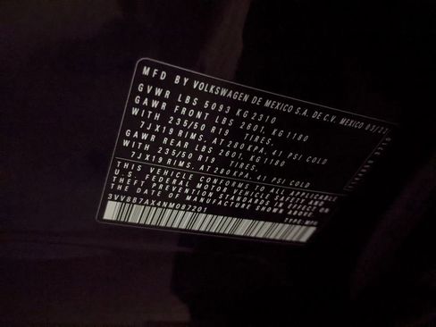 Certified 2022 Volkswagen Tiguan SE R-Line image 30