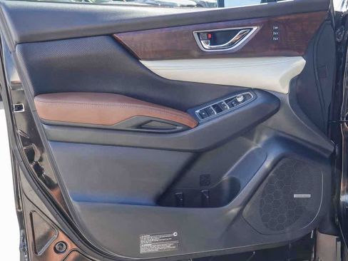 Used 2019 Subaru Ascent Touring w/ Popular Package #3 image 19