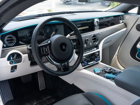 Used 2024 Rolls-Royce Spectre w/ Spectre Launch Package AWD/4WD image 27