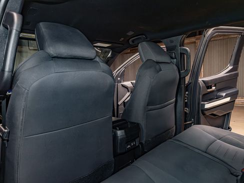 Used 2024 Toyota Tacoma TRD Off-Road image 22