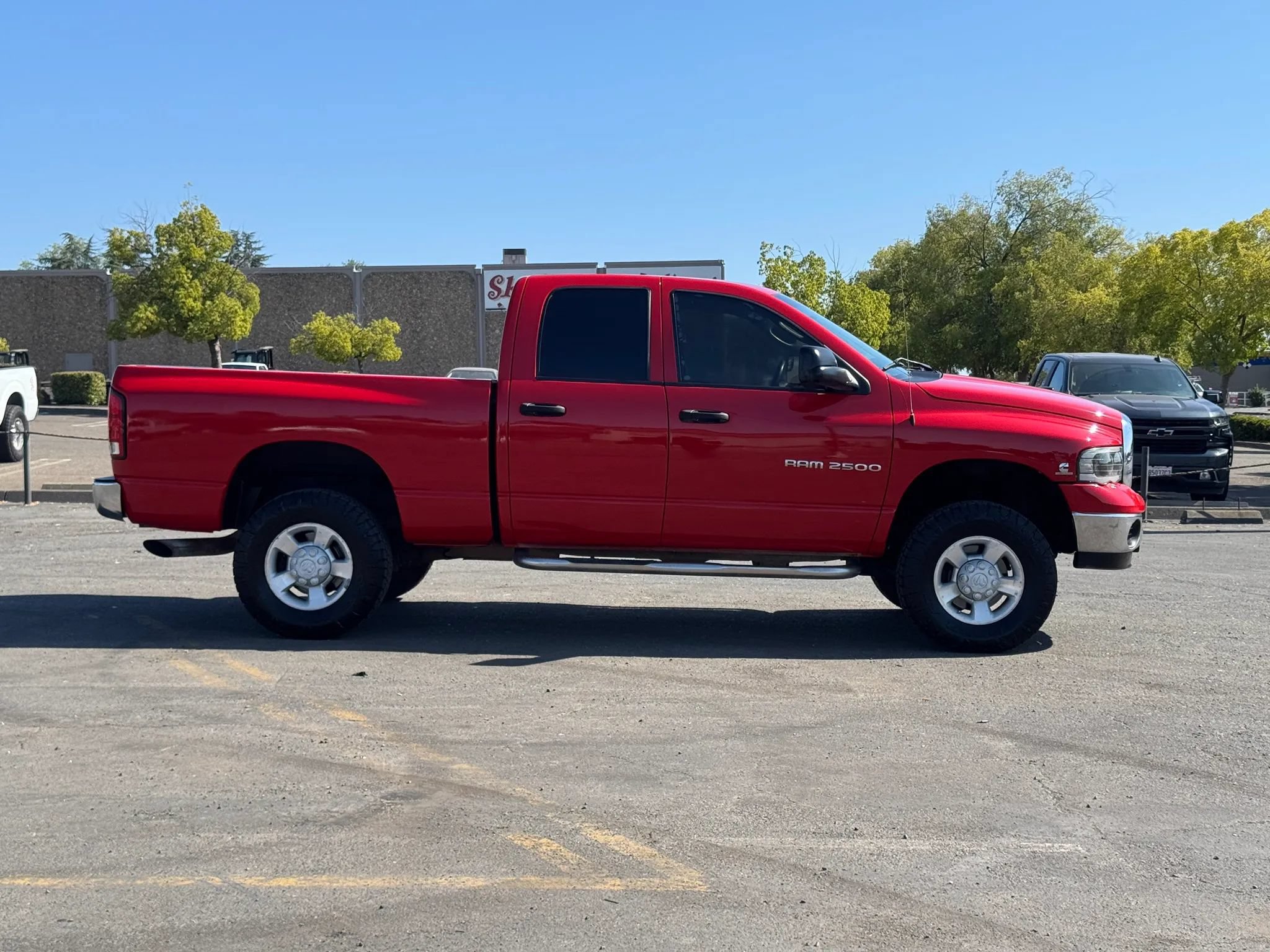 Used 2004 Dodge Ram 2500 Truck SLT w/ Trailer Tow Group AWD/4WD image 3