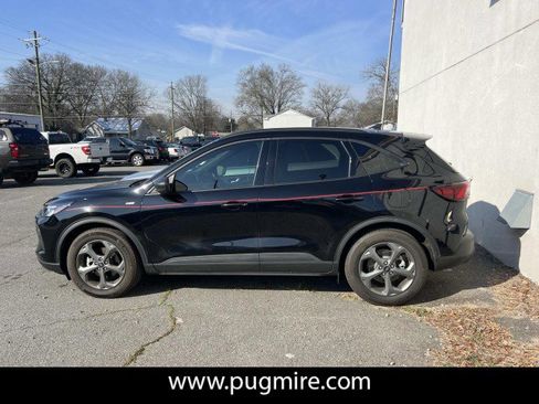 Used 2025 Ford Escape ST-Line image 4