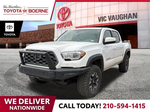 Used 2021 Toyota Tacoma TRD Off-Road image 1