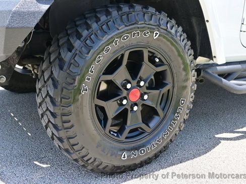 Used 2018 Jeep Wrangler Sahara w/ Connectivity Group AWD/4WD image 45