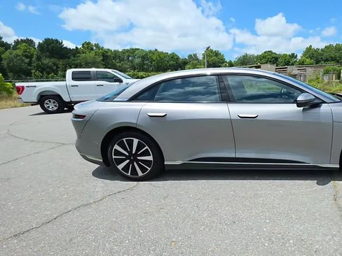 Used 2025 Lucid Air Touring AWD/4WD image 5