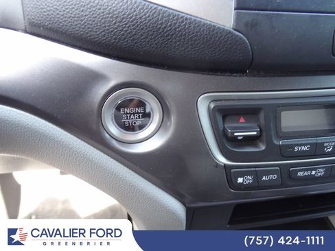 Used 2017 Honda Ridgeline RTS image 17