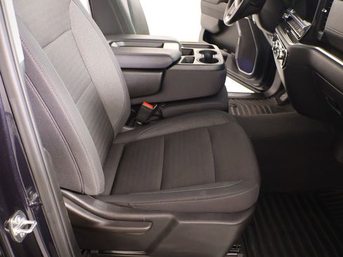 Used 2025 GMC Sierra 1500 Elevation image 14