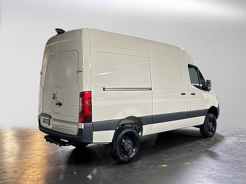 Used 2026 Mercedes-Benz Sprinter 2500 image 3