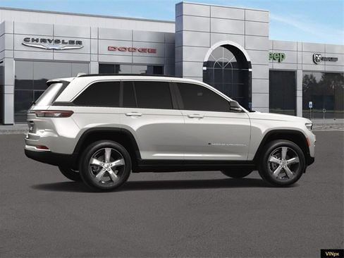 New 2024 Jeep Grand Cherokee Limited 4xe image 15